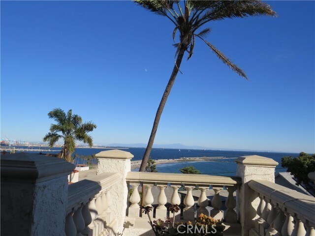 Building Photo - 3935 Bluff Pl