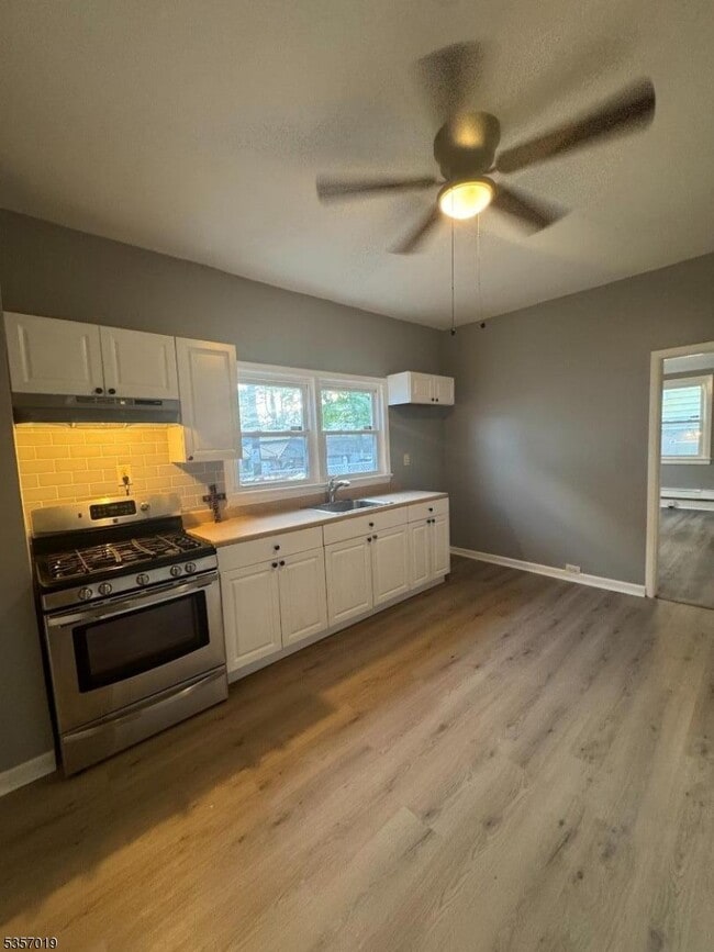 Building Photo - 381 Lanza Ave