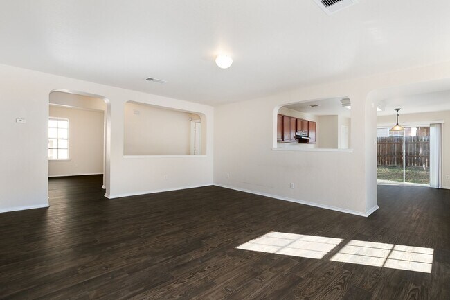 Building Photo - Highland Farms~Single Story 3 Bedroom with Study on Corner Lot