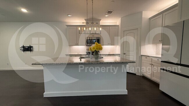 Building Photo - 872 TX-5