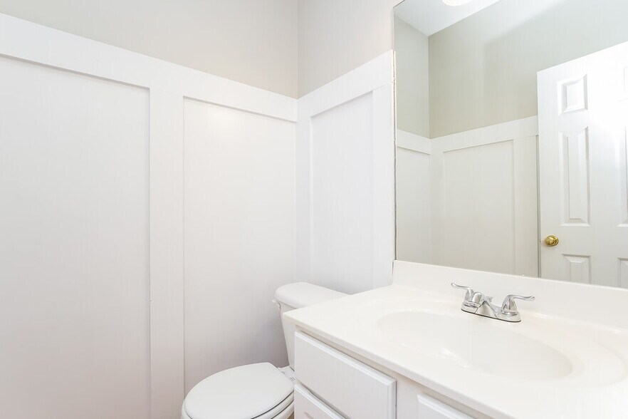 Building Photo - 4125 Ridgefair Dr