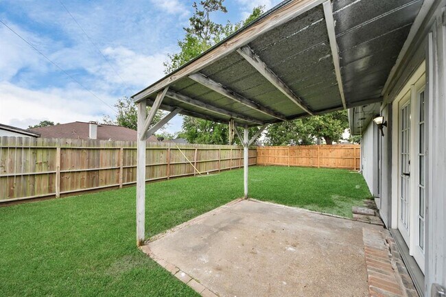 Building Photo - 14810 Scotter Dr