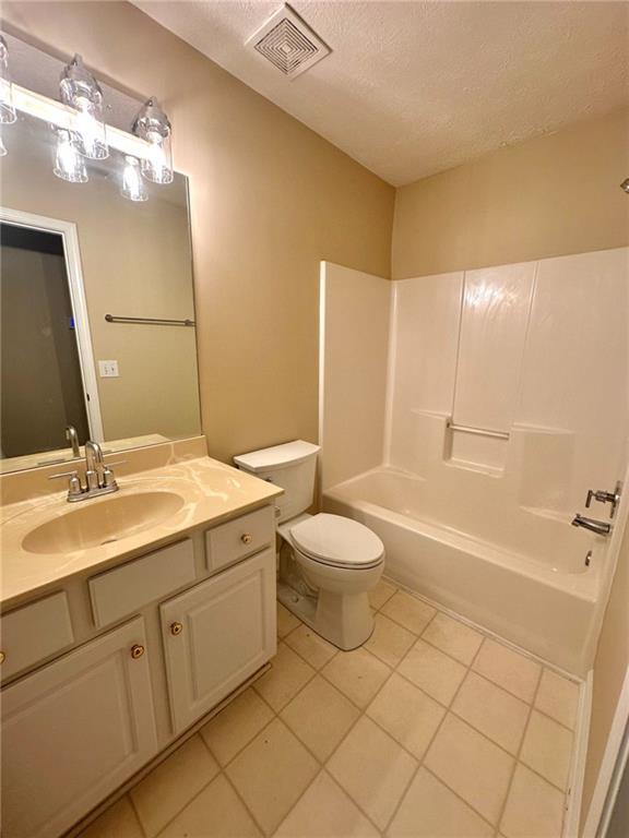 Building Photo - 185 Weatherstone Dr