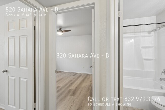 Building Photo - 820 Sahara Ave