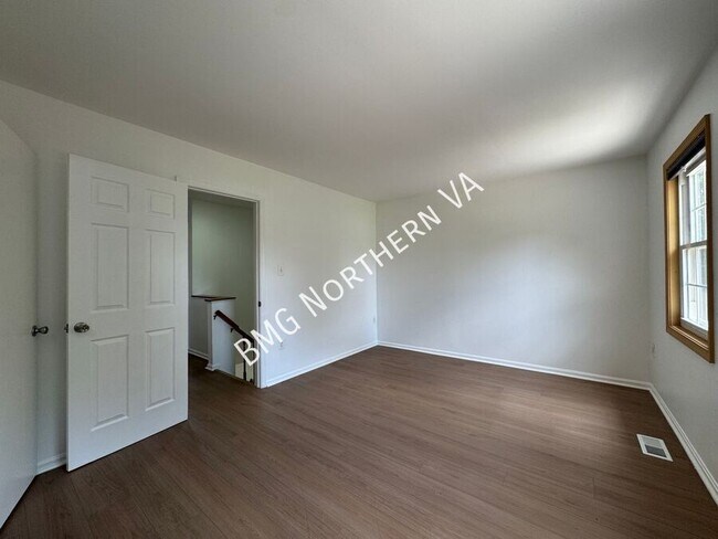 Building Photo - 8763 Bretton Woods Dr