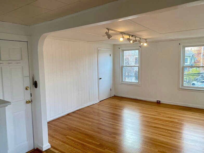 Building Photo - 18 Tremont St