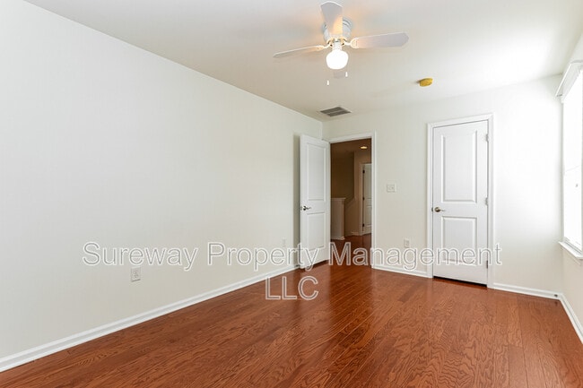 Building Photo - 1610 Fela Dr