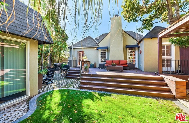 Building Photo - 2515 Euclid St