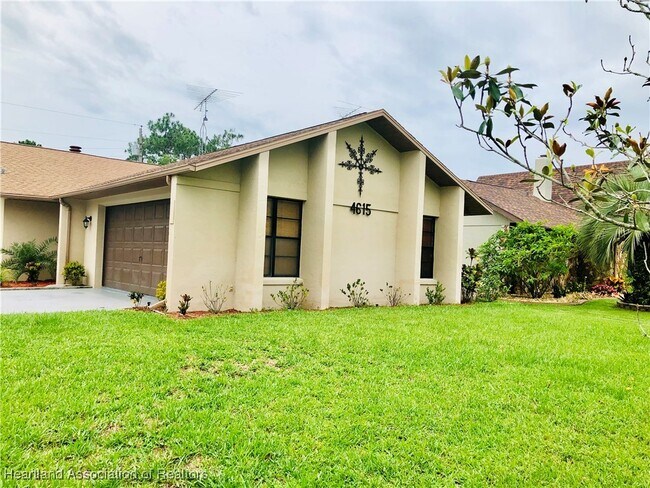 Building Photo - 4615 Lake Haven Blvd