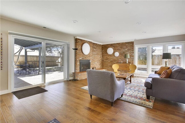 Primary Photo - 808 Buckeye St