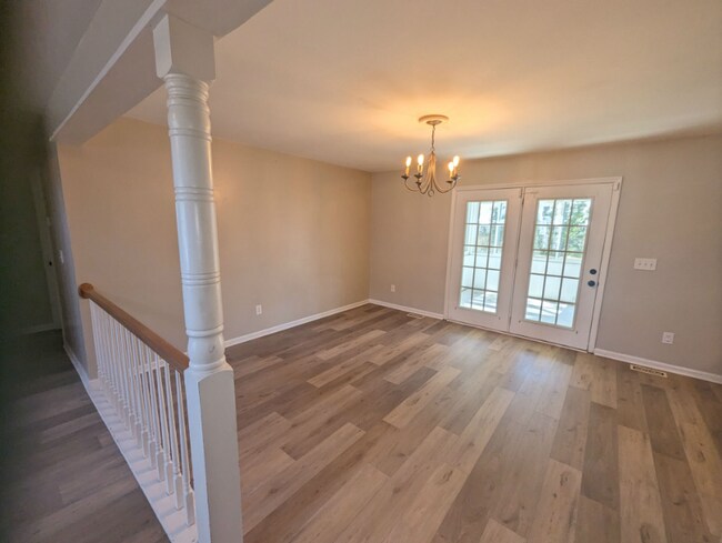 Building Photo - Hanahan Lake View Home for Lease