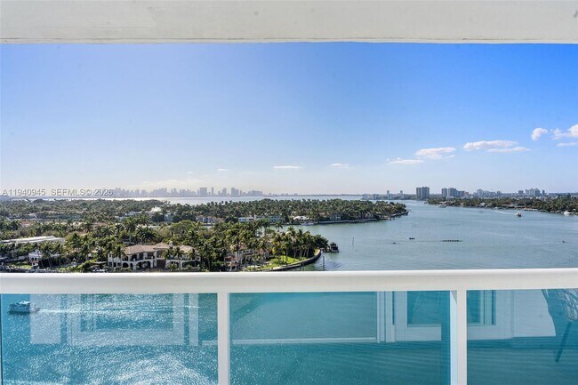 Building Photo - 6770 Indian Creek Dr