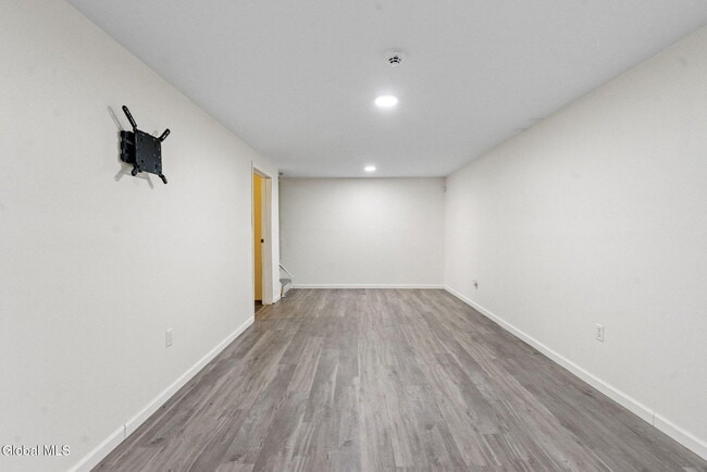 Building Photo - 38 Duncan Rd