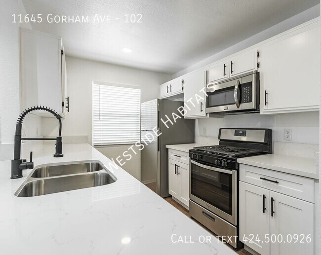 Primary Photo - 11645 Gorham Ave