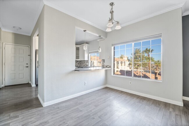 Building Photo - 1851 Hillpointe Rd