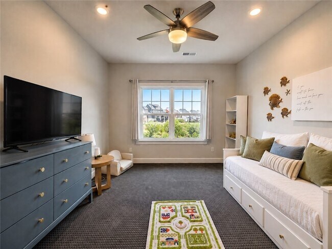 Building Photo - 4303 Spruce Rd