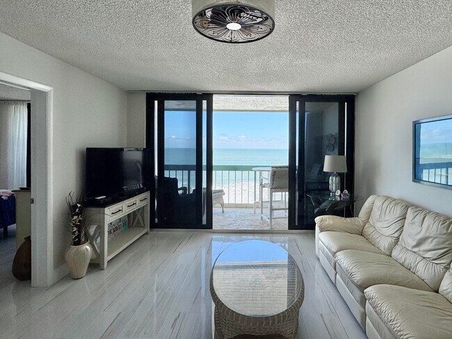 Building Photo - 9940 S Ocean Dr