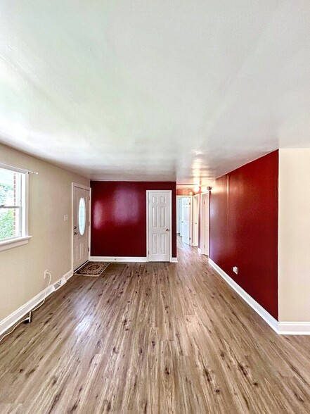 Building Photo - 1112 Clauson Rd