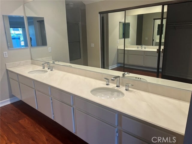 Building Photo - 220 Nice Ln