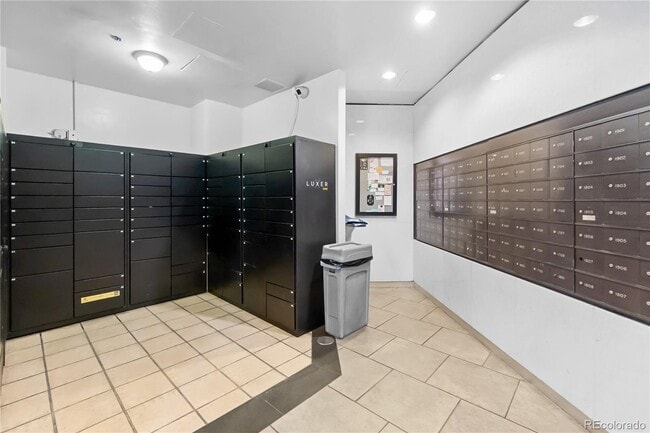 Building Photo - 1625 Larimer St