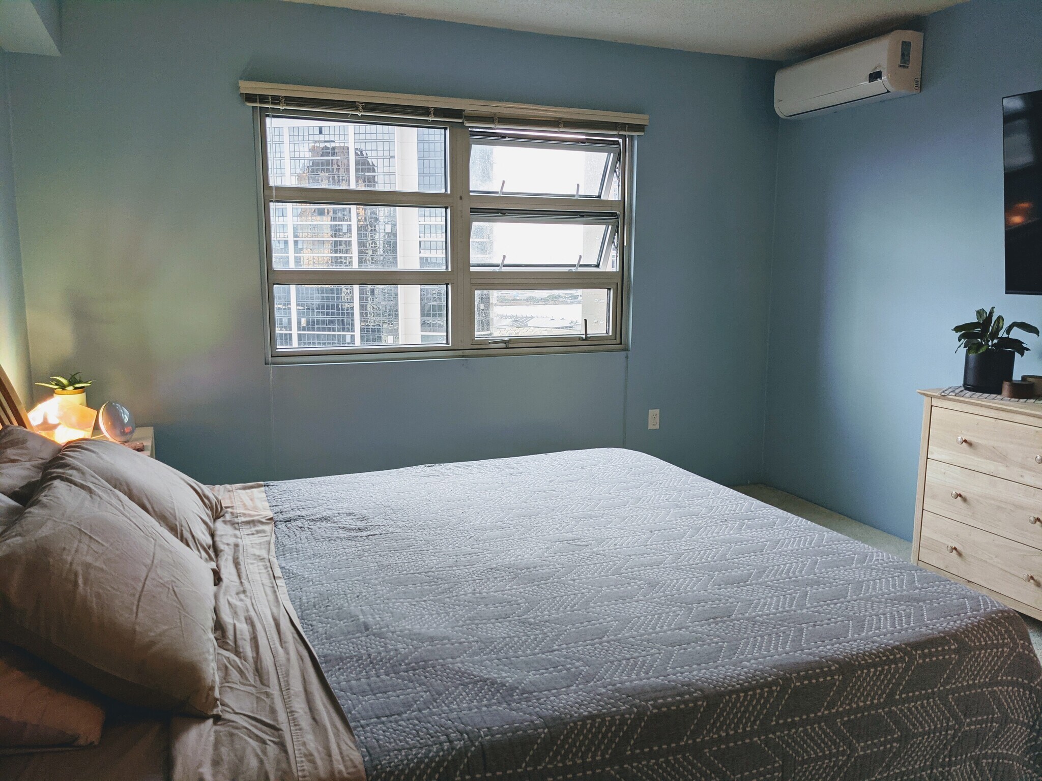 Building Photo - 801 South St