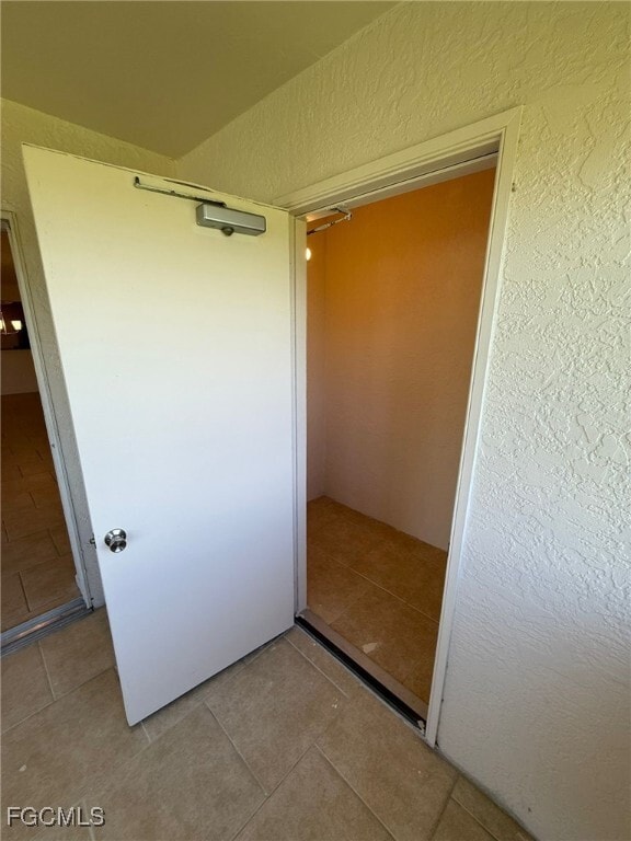 Building Photo - 922 Cape Coral Pkwy W