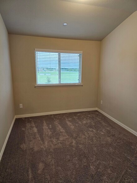 Building Photo - 3405 Solana Cir