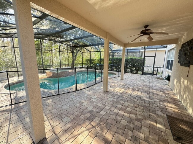 Building Photo - Spacious 4-bedroom, 3-bath POOL home in Cypress Springs! Pool Service INCLUDED!