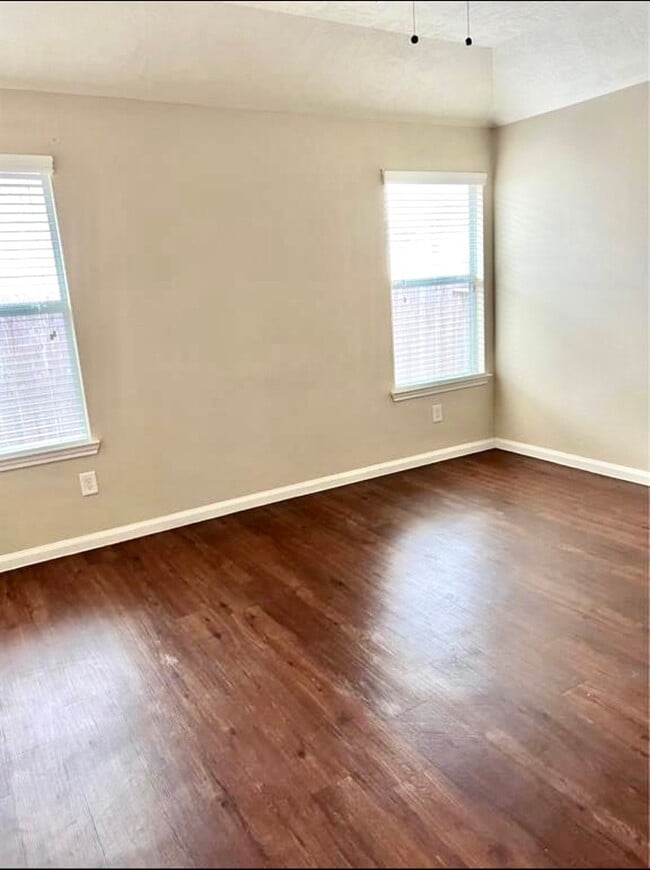 Building Photo - 3415 Maris Way