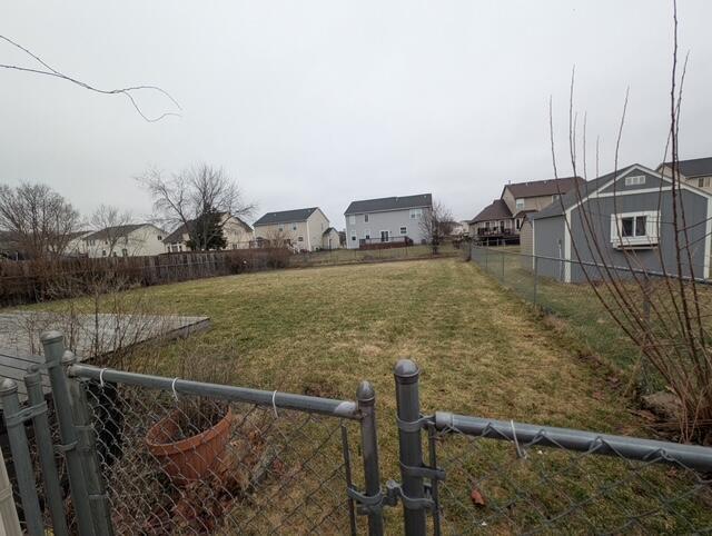 Building Photo - 7165 Maplelawn Dr