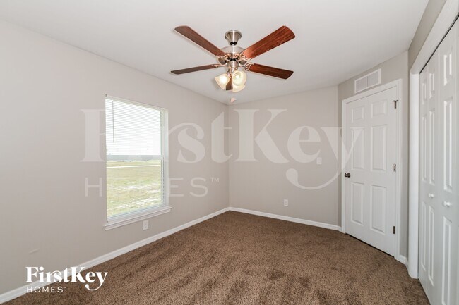 Building Photo - 1213 NW 16th Terrace