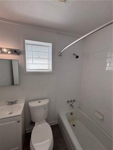 Building Photo - 1509 St Ann St.