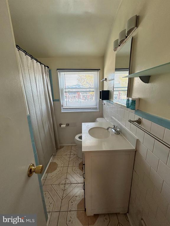 Building Photo - 7908 Wallace Rd