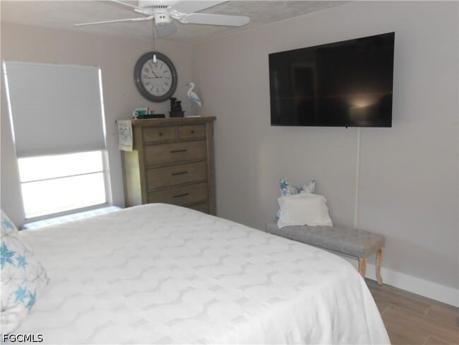 Building Photo - 6 Aztec Lily Ln