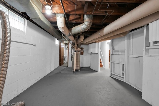 Building Photo - 4561 W 148th St