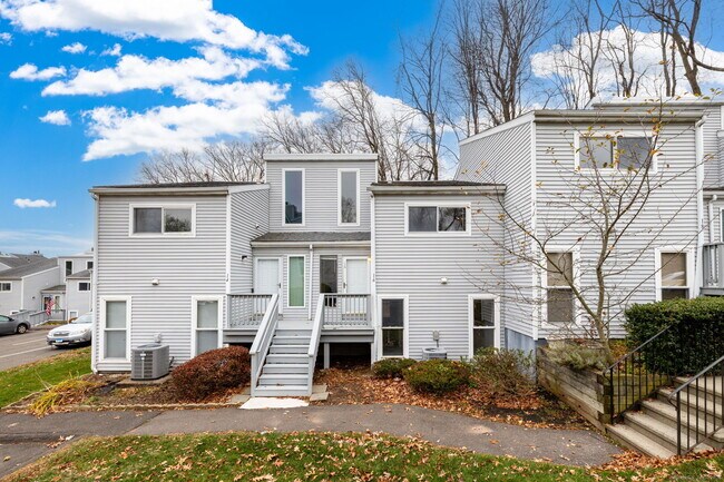 Building Photo - 16 Springdale Rd