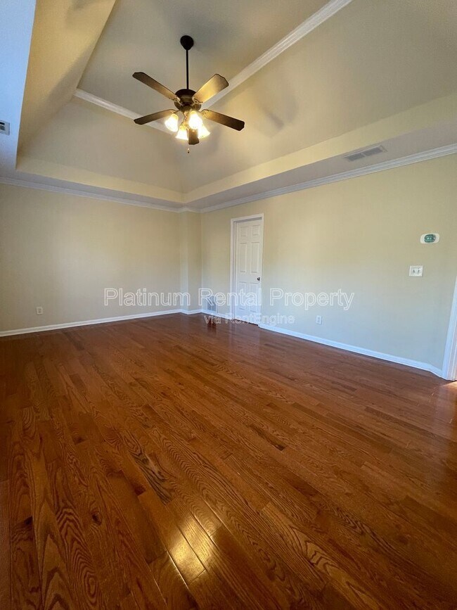 Building Photo - 2126 Malden Hill Dr