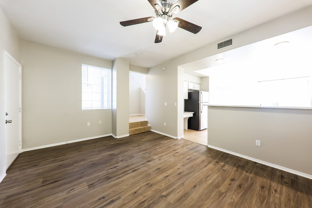 Building Photo - 1515 E South Fork Dr