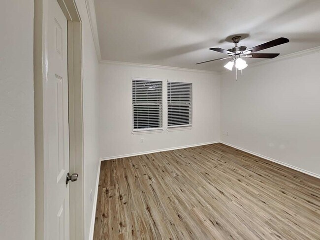 Building Photo - 19814 Rustic Lake Ln