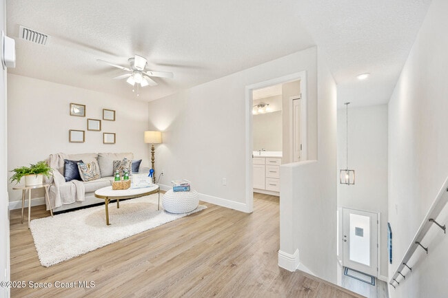 Building Photo - 208 Hidden Wds Pl