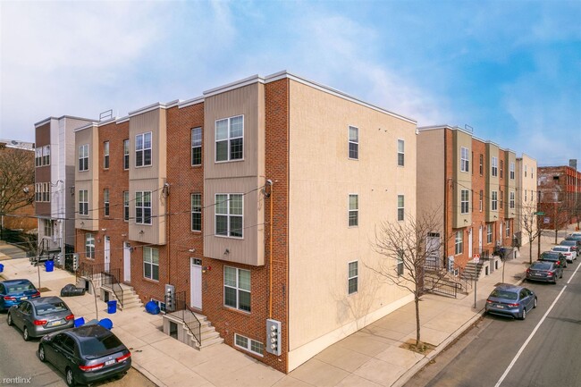 Building Photo - 2 br, 2 bath Triplex - 1905 N 7TH ST Unit 2