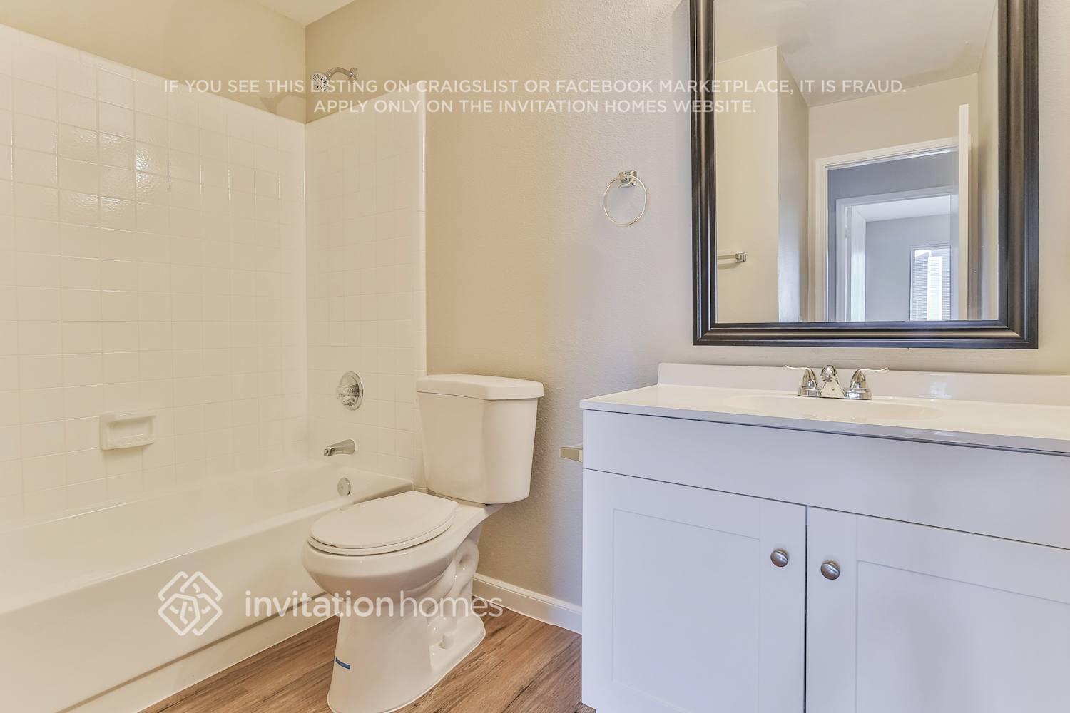 Building Photo - 464 N Orlando Cir