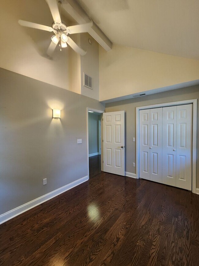 Building Photo - Montford Rental-Asheville