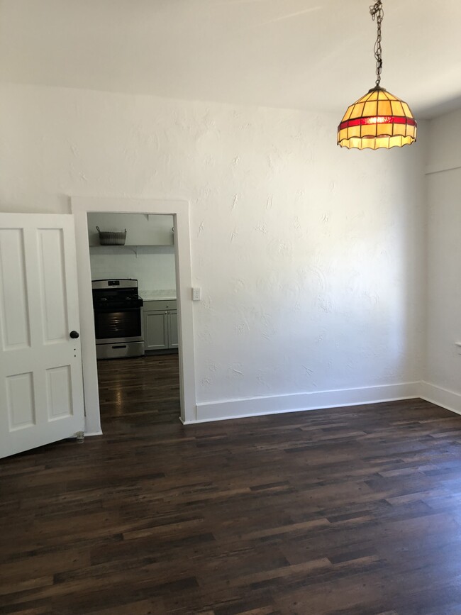 Dining Room - 205 N Mesa Verde Ave