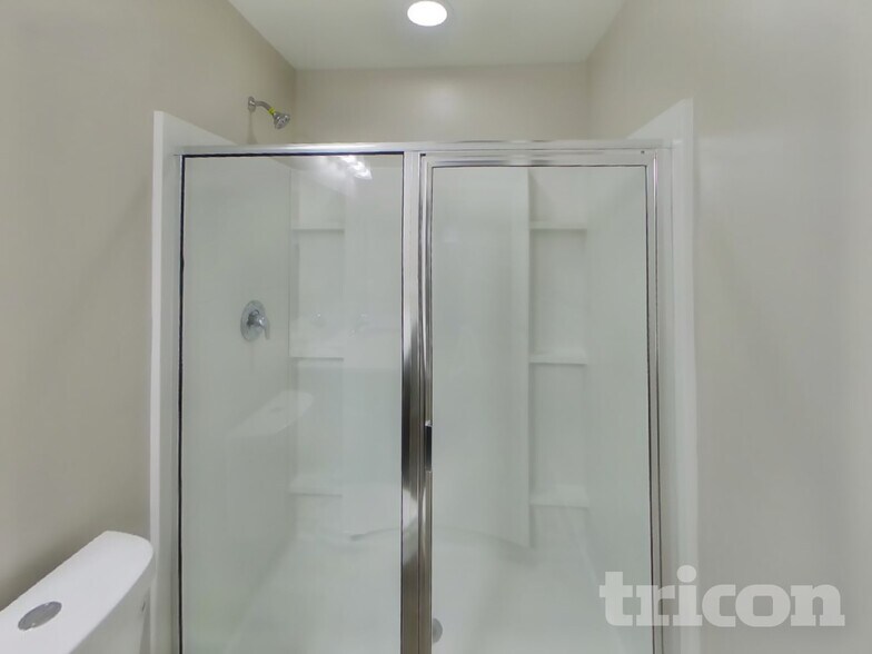 Building Photo - 18947 112th Ave Ct E