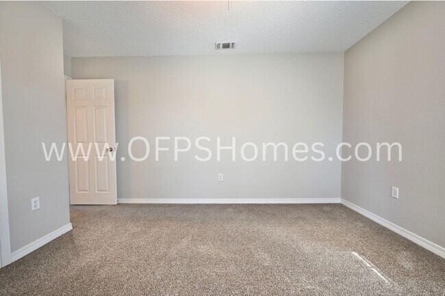 Building Photo - 391 Brookwood Blvd