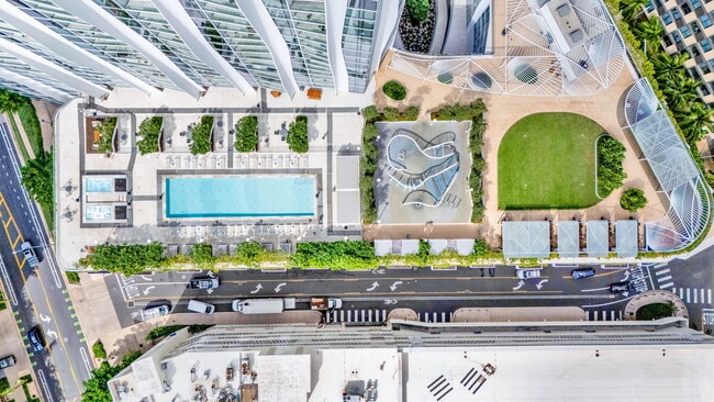 Building Photo - 1000 Auahi St