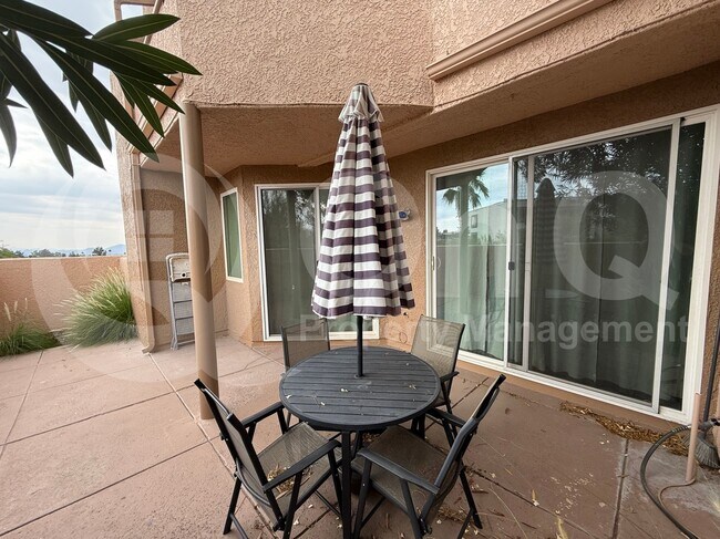Building Photo - 5675 N Camino Esplendora