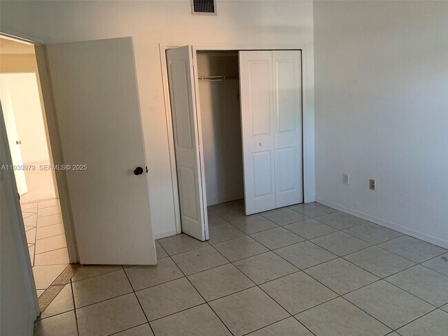 Building Photo - 3150 SW 152nd Pl