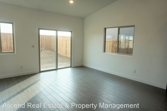 Building Photo - 4 br, 2 bath House - 9223 Blossom Creek Dr